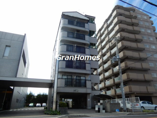 シングルマンション二見の外観