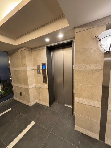 ローレルコート西宮里中町のその他共用部分|エレベーター