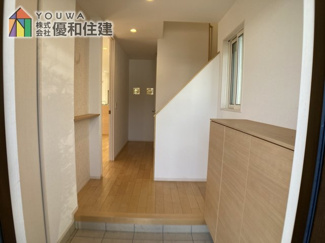 【玄関】 | 中古戸建　垂水区舞多聞西８丁目