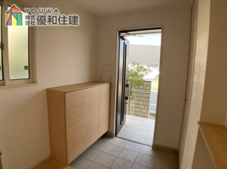 【玄関】 | 中古戸建　垂水区舞多聞西８丁目