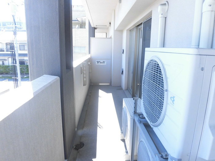 ESPERANZA広中町のバルコニー