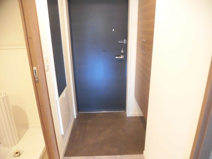 ESPERANZA広中町の玄関