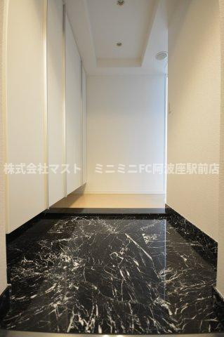 シティタワー西梅田の玄関