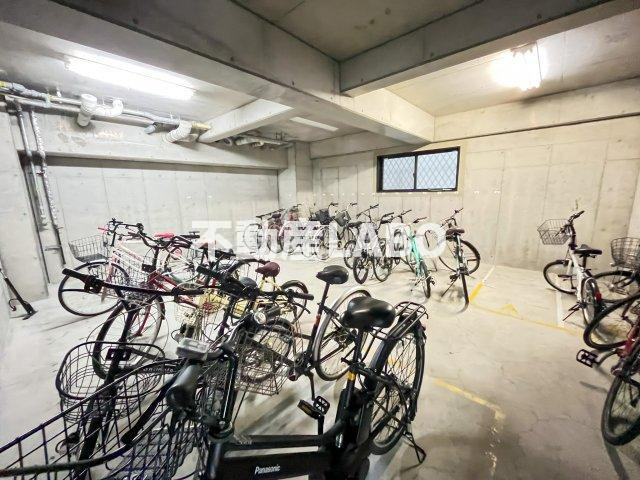 Blue Bee桜川駅前のその他