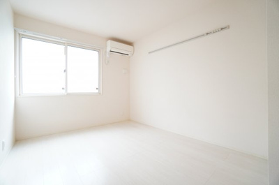 【寝室】 | エスペランサA | ※同物件・反転タイプの写真です。