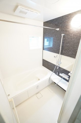 【浴室】 | エスペランサA | ※同物件・反転タイプの写真です。