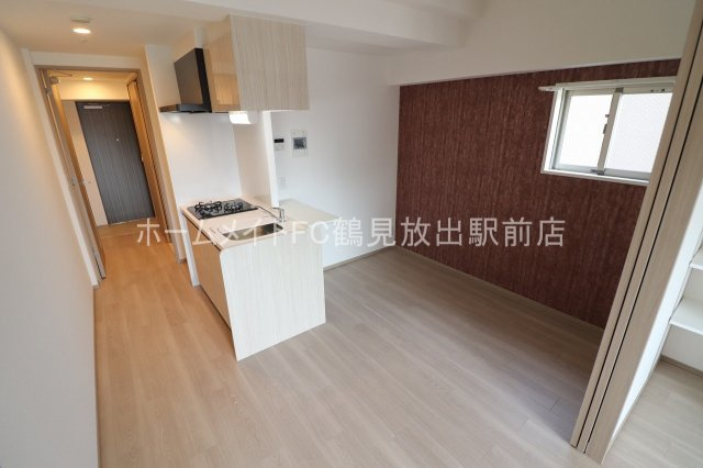 大阪市鶴見区茨田大宮４丁目の賃貸マンションの居間・リビング