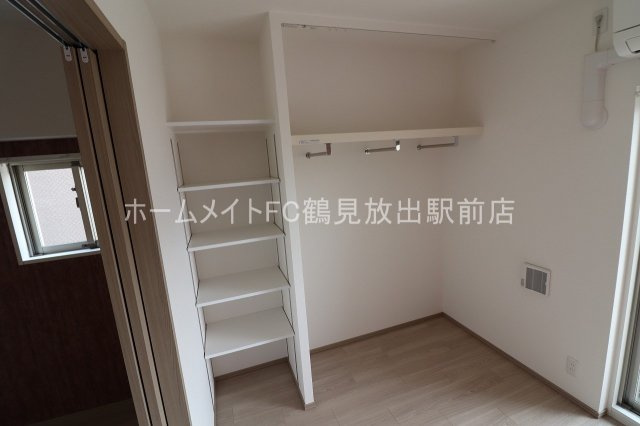 大阪市鶴見区茨田大宮４丁目の賃貸マンションの収納