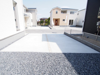 【駐車場】 | Livele Garden.S　仁井田五百川　５号棟