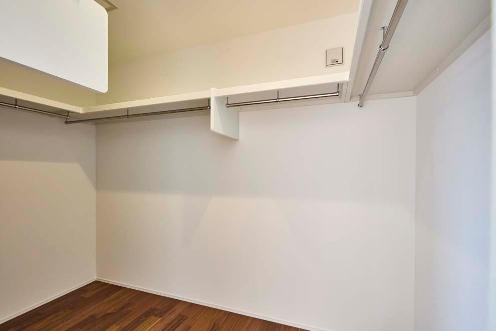 栃木市今泉町1丁目　新築戸建2-10の収納