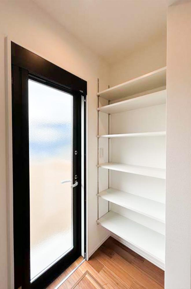 栃木市今泉町1丁目　新築戸建2-10の収納