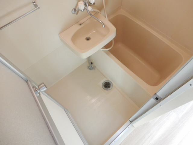 明石市松の内２丁目の賃貸マンションの浴室