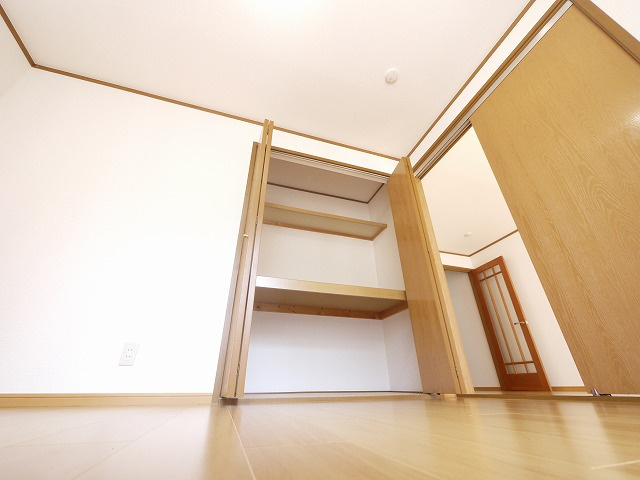ソレイユ・二階堂　Ａ棟の収納|ちょっとした収納スペースも充実しています
