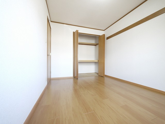 ソレイユ・二階堂　Ａ棟の洋室|落ち着いた色調の洋室です