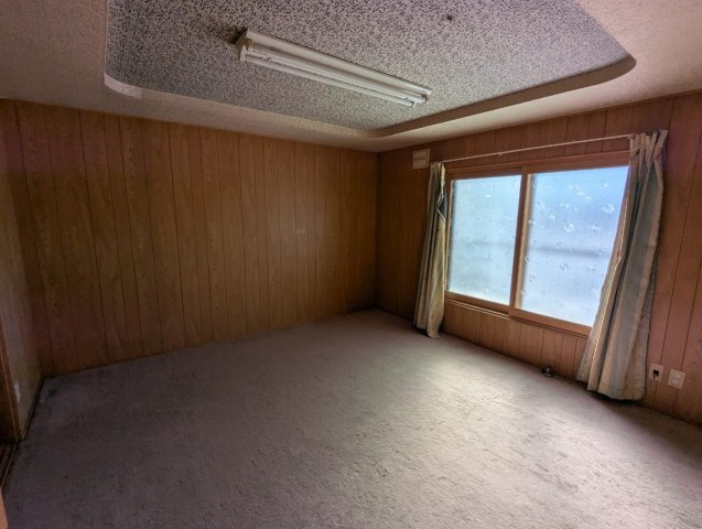 白金町11-4貸土地（古家事務所付）の内装