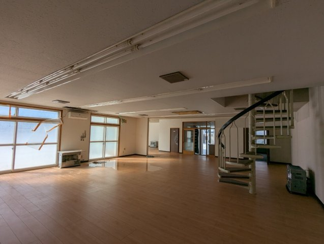 白金町11-4貸土地（古家事務所付）のロビー