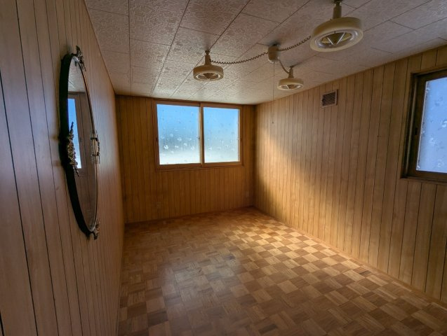 白金町11-4貸土地（古家事務所付）の内装