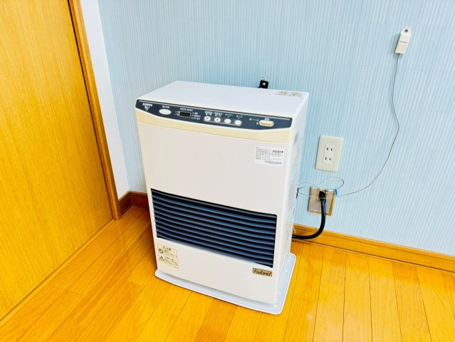 【設備】 | 【CP対象】アイアール南郷Ⅸ | 経済的な灯油暖房