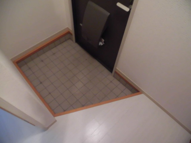 フォーシーズン和歌山Ⅱの玄関