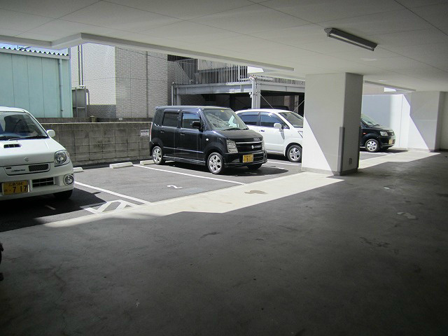 【駐車場】ソルヴェール舟入本町 