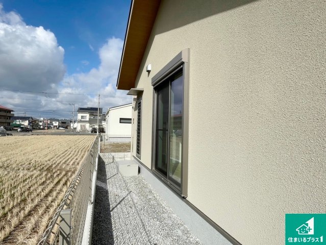 大和高田市田井　新築一戸建ての庭|日当たり良好なお庭スペース！