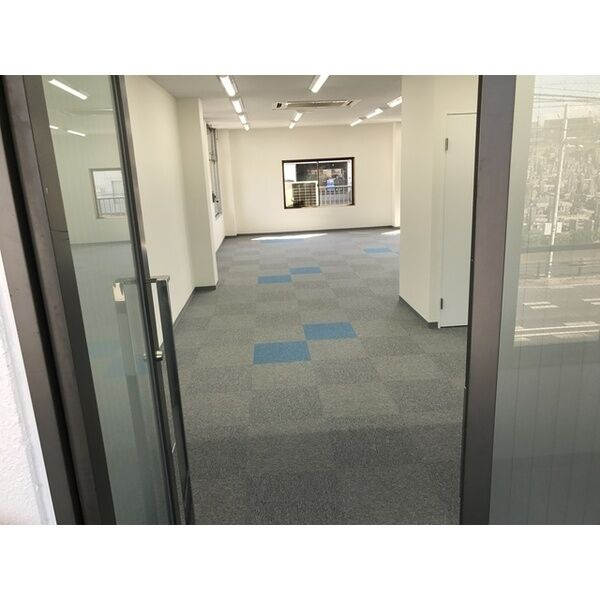 山口ビルの内装