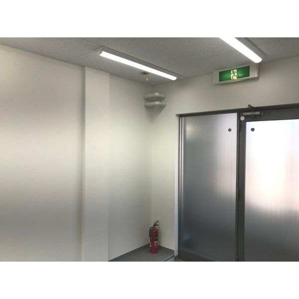 山口ビルの内装