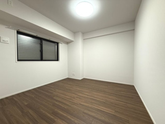 【洋室】 | エスリード太秦レジデンス