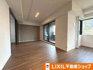 【居間・リビング】 | エスリード太秦レジデンス