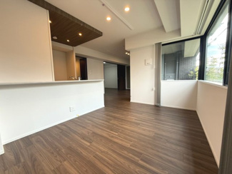 【居間・リビング】 | エスリード太秦レジデンス