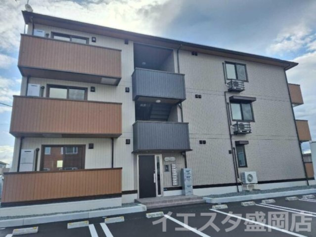 D-ROOM盛岡本宮　D棟の外観