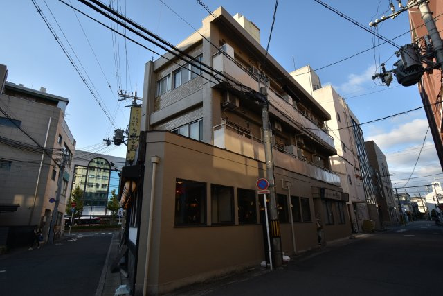 桂東ビルの外観