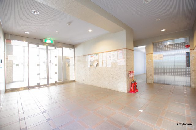 エスリード同心第２　仲介手数料無料のロビー