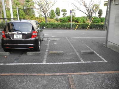 【駐車場】 | ルーチェスタジョーネ