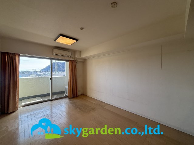 サンデュエル湘南平塚アクアステージの居間・リビング