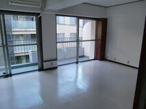 チサンマンション原宿の内装