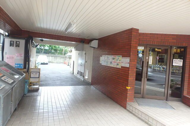 シーザーレジデンス東府中のエントランス