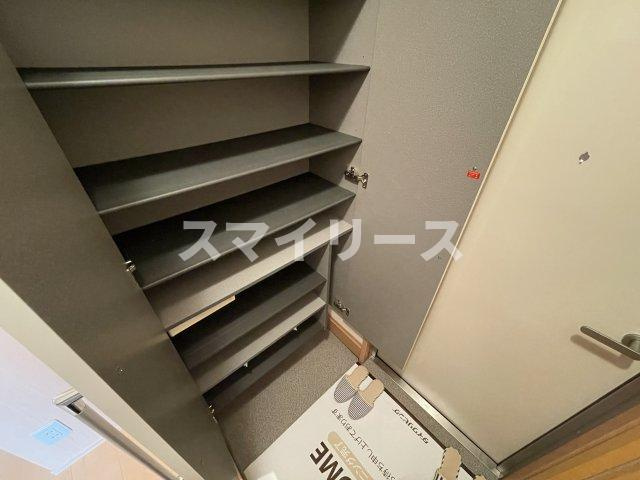 レスペート柏の葉の玄関