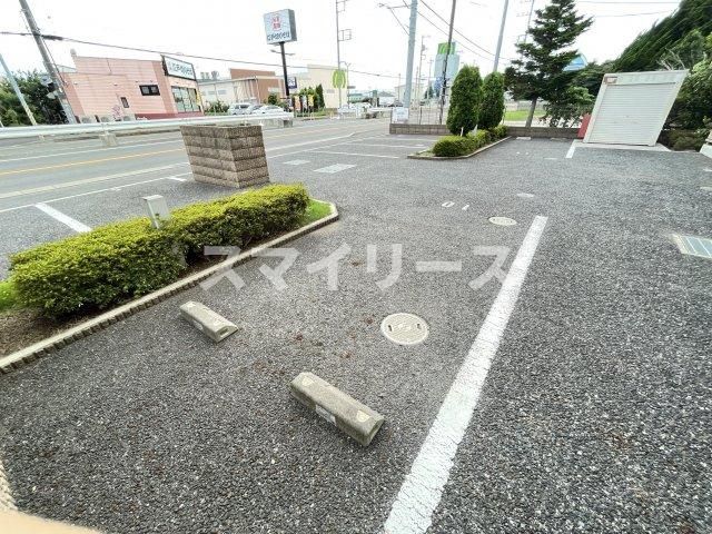 レスペート柏の葉の駐車場
