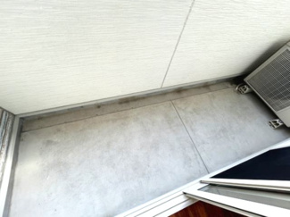 【バルコニー】