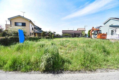 川越市大字古谷上の売地の外観|◇現地◇
現況更地につき即建築可能です。
ゆとりある間取りに広いお庭やカースペースも作れる60坪超の土地です。