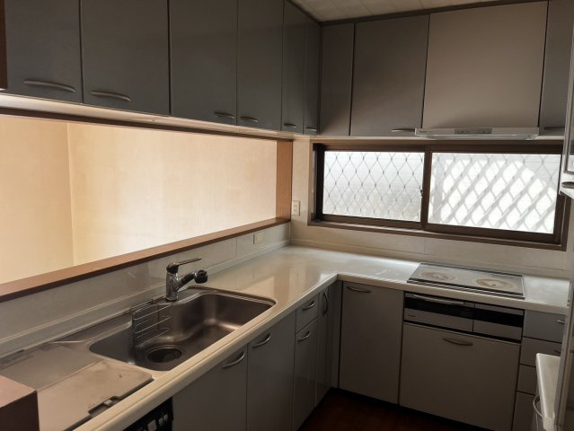 天満台東三丁目のキッチン