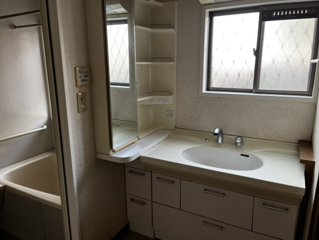 天満台東三丁目の独立洗面台