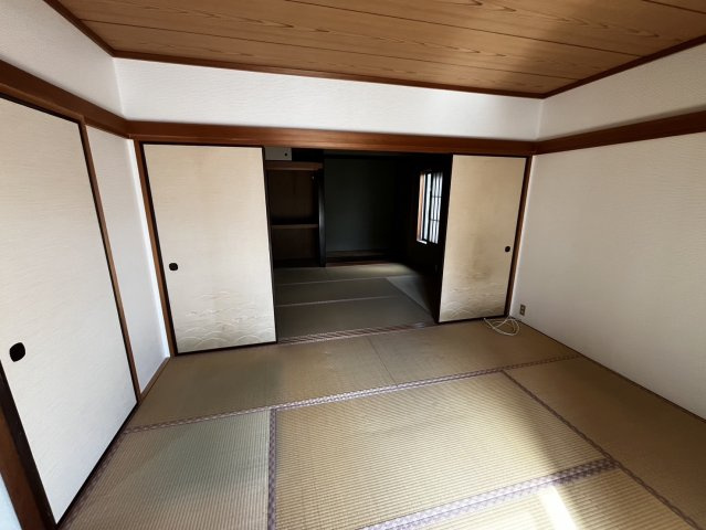 天満台東三丁目の和室