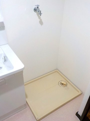 【設備】 | カームハイツ朝日 | 室内洗濯機置場