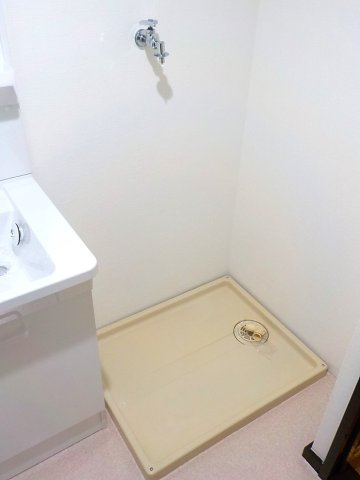 【設備】 | カームハイツ朝日 | 室内洗濯機置場