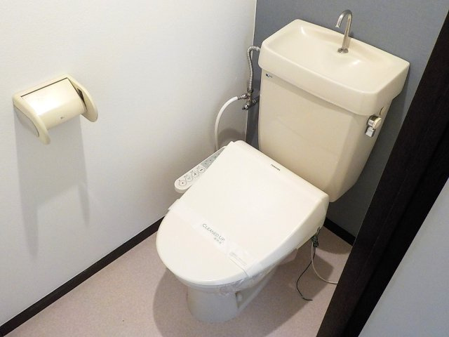 【トイレ】 | カームハイツ朝日 | 温水洗浄便座