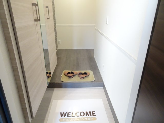 D-room林町7丁目の玄関