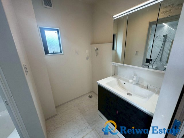 新築戸建　高座郡寒川町中瀬の独立洗面台