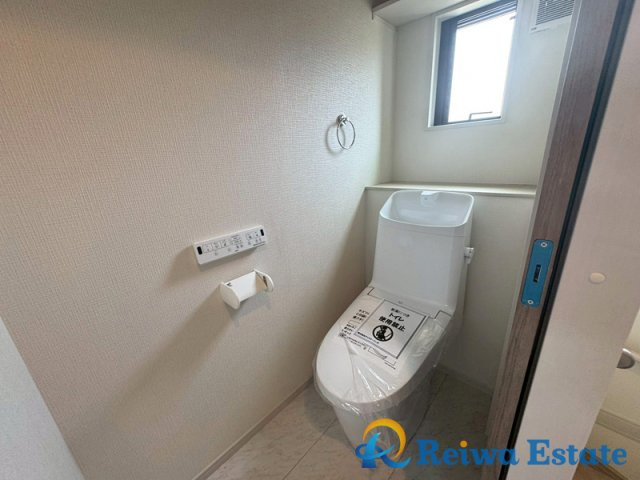 新築戸建　高座郡寒川町中瀬のトイレ